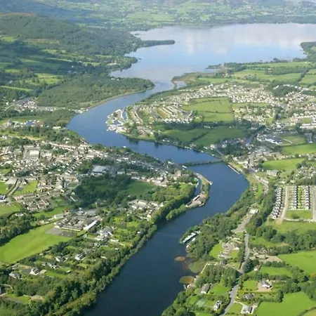 Bright & Airy Ballina/killaloe